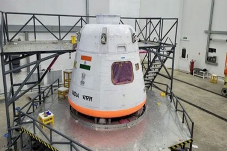 देशासाठी ऐतिहासिक टप्पा! इसरो 2027 मध्ये 'गगनयान मिशन' मानवरहित