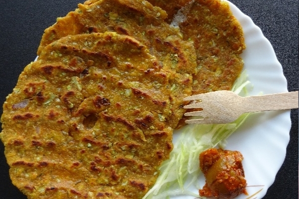 थालीपीठ 