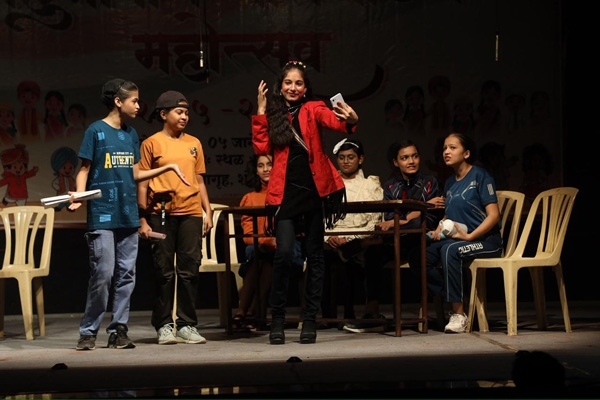 bahubhashik-balnatya-mahotsav