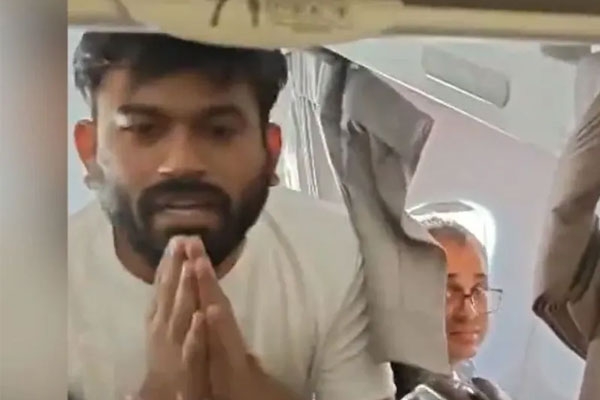 abhijit dipke detained at delhi airport ahead of cjp protest at jantar mantar
