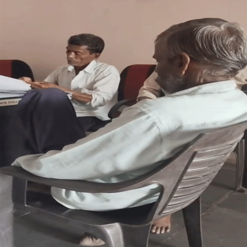 पिकांच्या नुकसानीचे पंचनामे ढाब्यावर?
