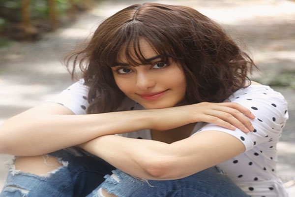 adah sharma house has no bed, sofa or dining table; actress lives in sushant singh rajput