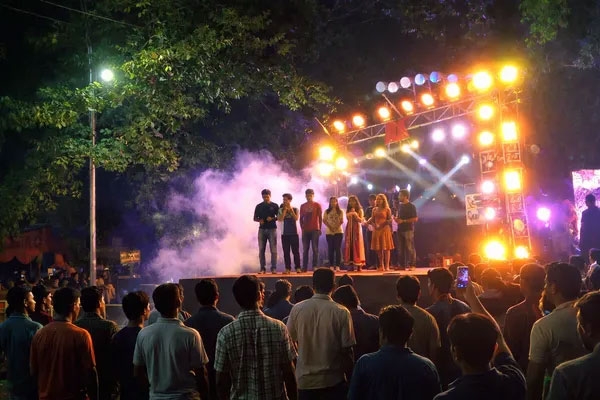 laser light pollution during festivals in nagpur, police administration helpless