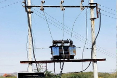 रोहित्र बंद पडले फोटो काढा अन् महावितरणला कळवा