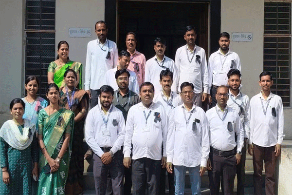 court-staff-resolve-not-to-celebrate-diwali court-staff-resolve-not-to-celebrate-diwali