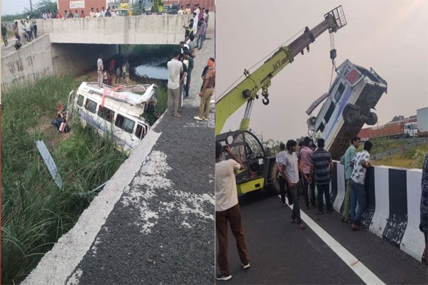 rajasthan kota expressway accident: 7 dead, 10 injured as mini bus falls into drain