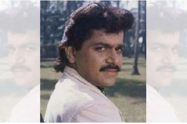 sachin pilgaonkar gets emotional remembering laxmikant berde | navra maza navsacha untold story