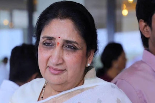 sunetra pawar heads to delhi with parth pawar amid political discussions over finance portfolio