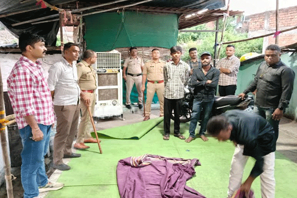 raid-on-javed-murgas-gambling-den 