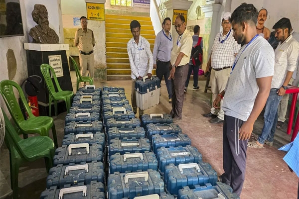 andhra pradesh local body elections halted after supreme court directive