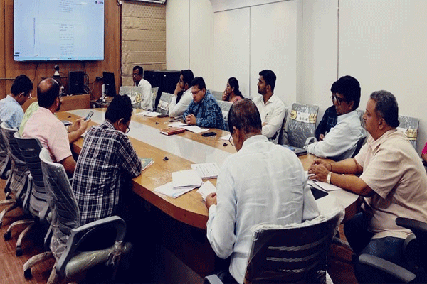 district-collector-yogesh-kumbhejkar district-collector-yogesh-kumbhejkar
