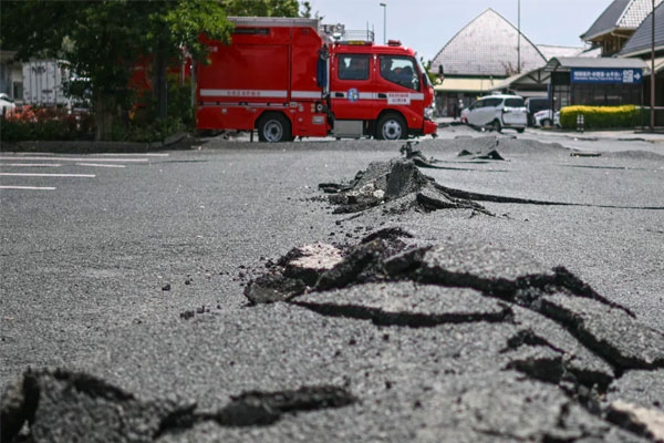 fresh earthquake hits tibet, 4.7 magnitude tremors trigger panic
