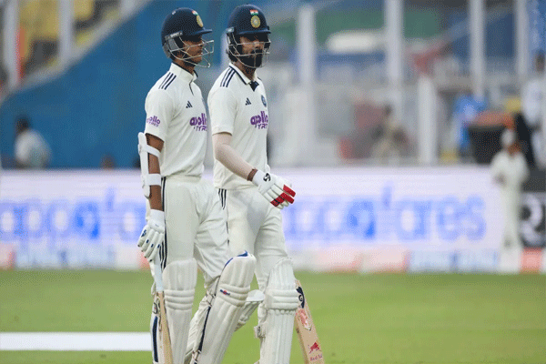 rahul-and-jaiswal-flop-in-new-zealand