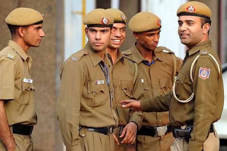 up police suspend 10 station in-charges in 9 districts over public grievance negligence