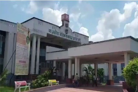 jalaun medical college ragging case: 17 senior students suspended for 3 months, fined rs 25,000 each