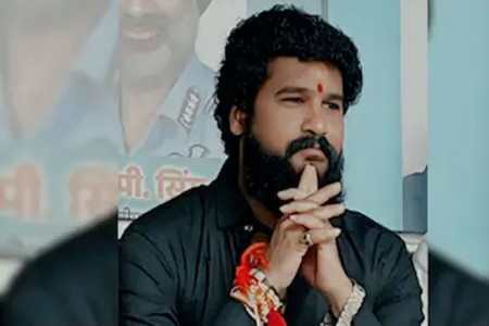 thane political tension rises after pradeep purnekar murder case; meenakshi shinde resigns