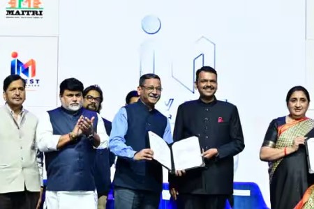 महाराष्ट्रात ८.५७ लाख कोटींच्या गुंतवणुकीचे ६७ करार