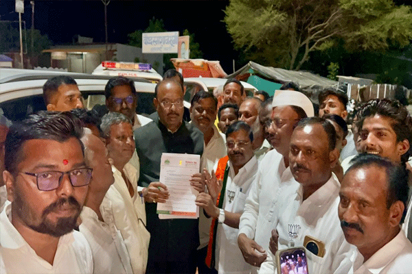 जिल्ह्यासाठी विशेष दुष्काळ कृती आराखडा तयार करा: विजयराज शिंदे
