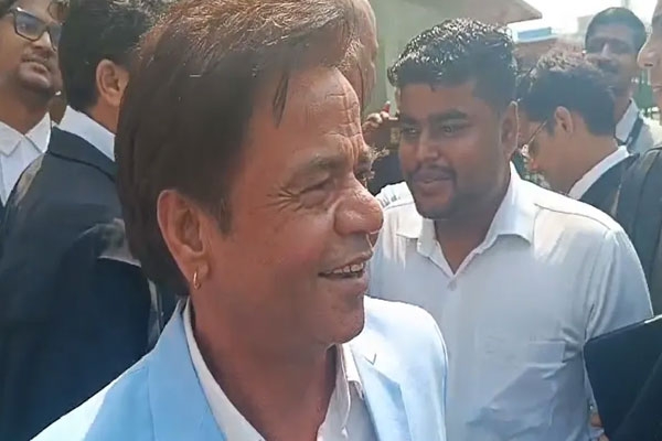 rajpal yadav gets conditional relief from supreme court in cheque bounce case