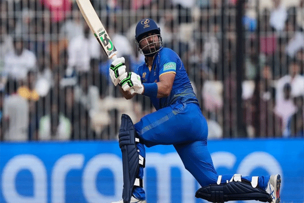 युएई फलंदाजाचा अनोखा पराक्रम: रोहित शर्माचा विश्वविक्रम मोडण्याच्या उंबरठ्यावर