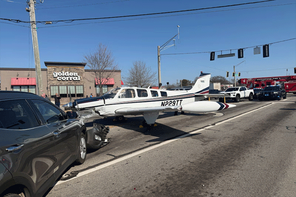 'माझ्या पत्नीला सांगा की मी तिच्यावर खूप प्रेम करतो,' अपघातापूर्वी पायलटचा संदेश