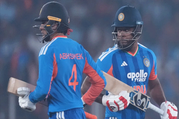 IND vs NAM: संजू सॅमसनचा विश्वचषकात पदार्पण, अभिषेक शर्माला का वगळले?