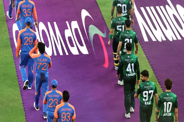 IND vs PAK: जाणून घ्या सर्वात मोठ्या खेळाडूंपासून ते सर्वात तरुण खेळाडूंपर्यंत
