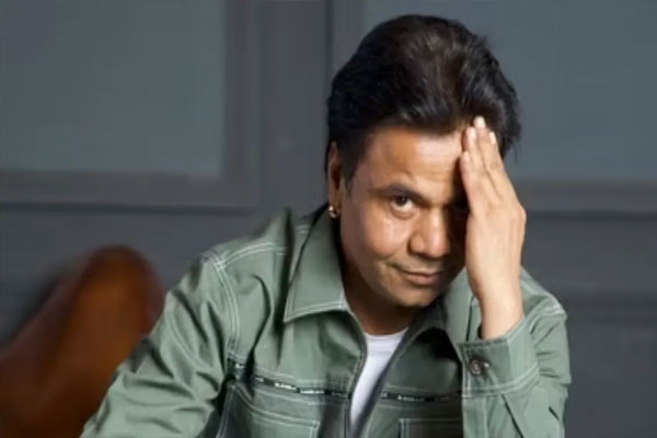 rajpal yRajpal Yadav returns to his hometownadav