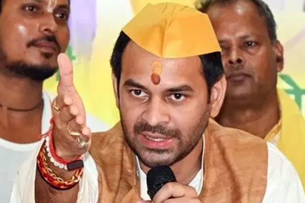 तेज यादव 