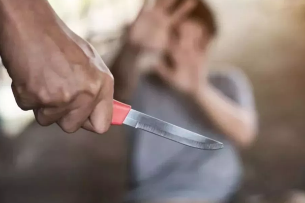 चाकूहल्ला 