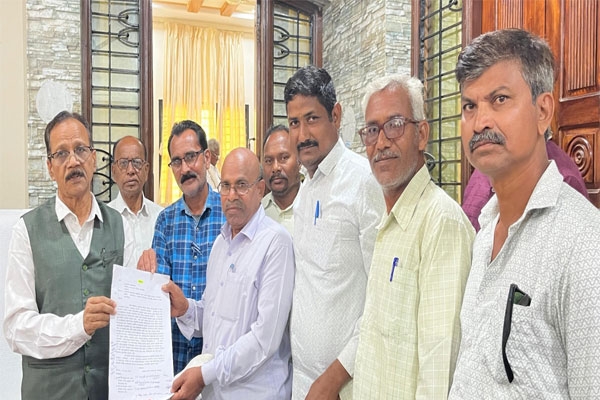 Sakoli-Wadsa bus service demand, 