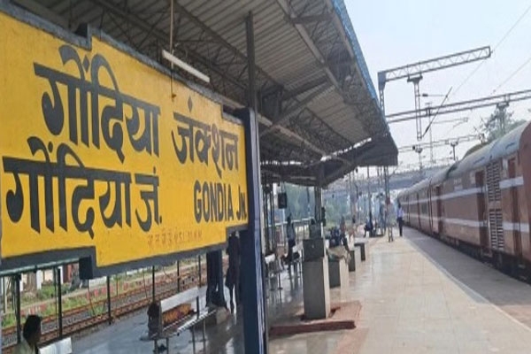 Nagpur Raipur train delay,