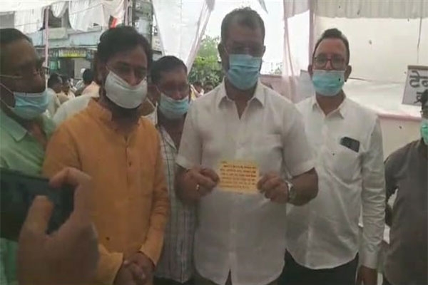 Sindi Railway rural hospital demand, blood letter protest Maharashtra, 1537 citizens blood signatures, Devendra Fadnavis letter protest, Amar Kale support, rural healthcare crisis Sindi, primary health center inadequate, Hinganghat taluka protest, NCP Sharad Pawar faction support, Atul Wandile, Raju Timande, Sudhir Kothari, Maharashtra rural hospital agitation, citizen health rights movement, Sindi municipal area healthcare issue, blood signature campaign India