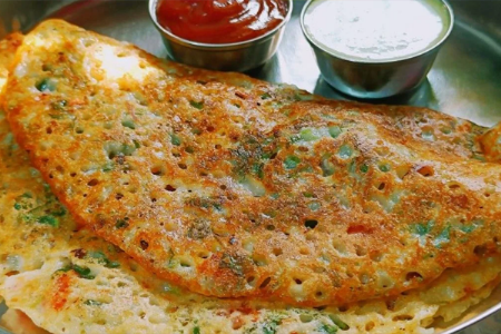 उरलेल्या भातापासून बनवा चिल्ला; रेसिपी जाणून घ्या