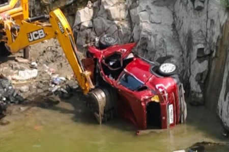 बेपत्ता भाजप नेते टी. रमणा कारमध्ये मृतावस्थेत सापडले
