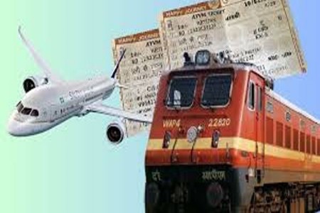 विमानाचे तिकीट दुप्पट रेल्वे गाड्यांचे बुकिंग फुल्ल