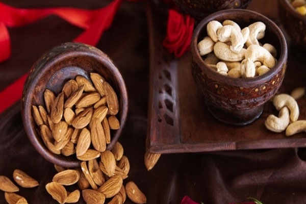  soaked almonds benefits,