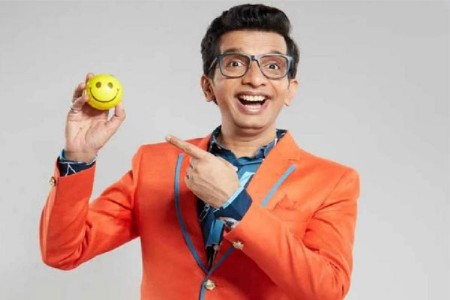 नवा दिवस… नवा विचार… चला… काहीतरी नवीन करूया…!