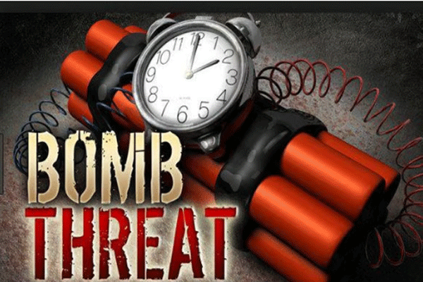Bomb threat in Mumbai-Pune