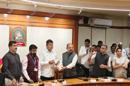 पिंपरी-चिंचवड महापालिकेचा ५९९५ कोटी रुपयांचा अर्थसंकल्प