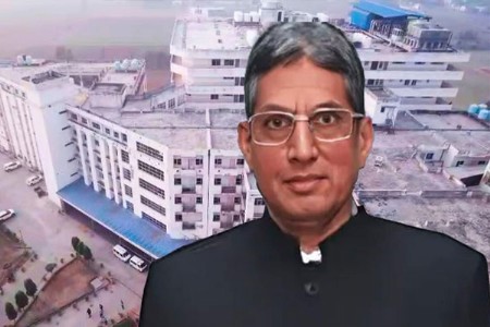 अल फलाह विद्यापीठाचे अध्यक्ष जवाद अहमद सिद्दीकी अटकेत