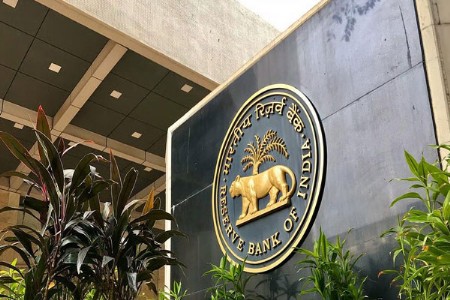 RBIचा मोठा निर्णय! फ्रॉड व्यवहारात ग्राहकांना २५ हजारांपर्यंत भरपाई