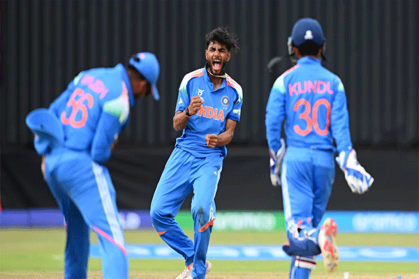 ब्रिटीशांना निर्दयीपणे हरवून भारत पुन्हा एकदा बनला अंडर-१९ विश्वचषक विजेता