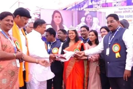 अंजनगावच्या निलंबीत गटशिक्षणाधिकार्‍याचे ‘नाटक’