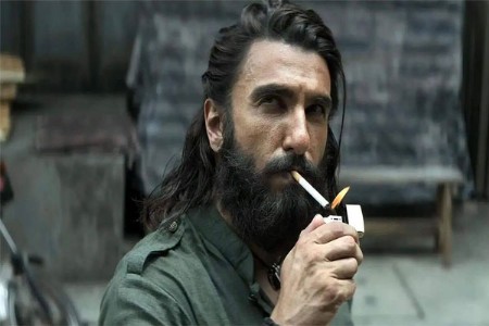 धुरंधर 2 पुन्हा अडचणीत! निर्मात्यांना मिळाली कायदेशीर नोटीस