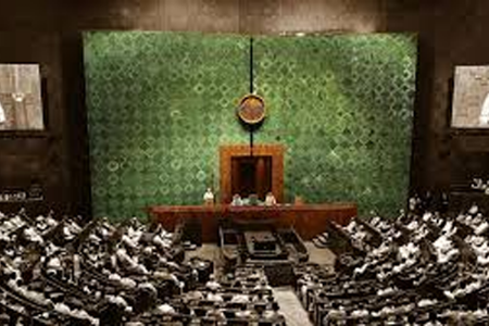 आयुधांचा अनाठायी आधार!