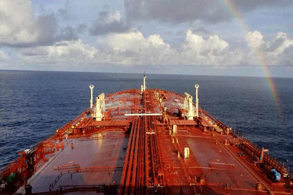 jag-ladki-tanker-arrives-at-gujarat-port