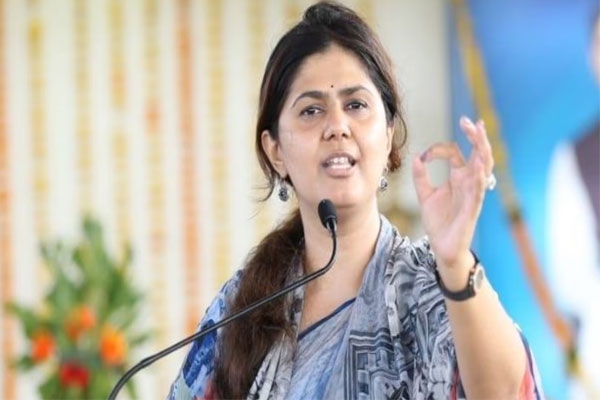 Sangamner acid attack case, Vadgaonpan acid attack Maharashtra,