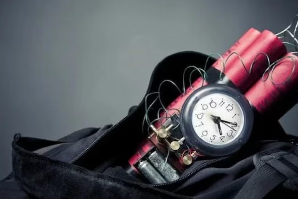 बॉम्ब thread 