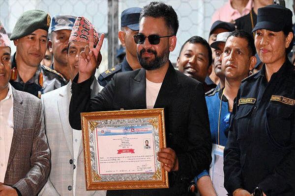 balendra-shah-oath-in-nepal